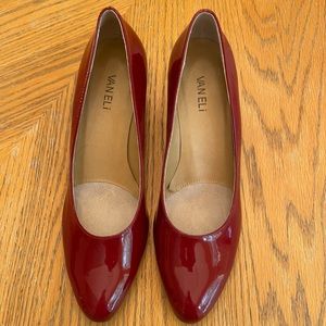 NWOT Vaneli Patent Leather Shoes
